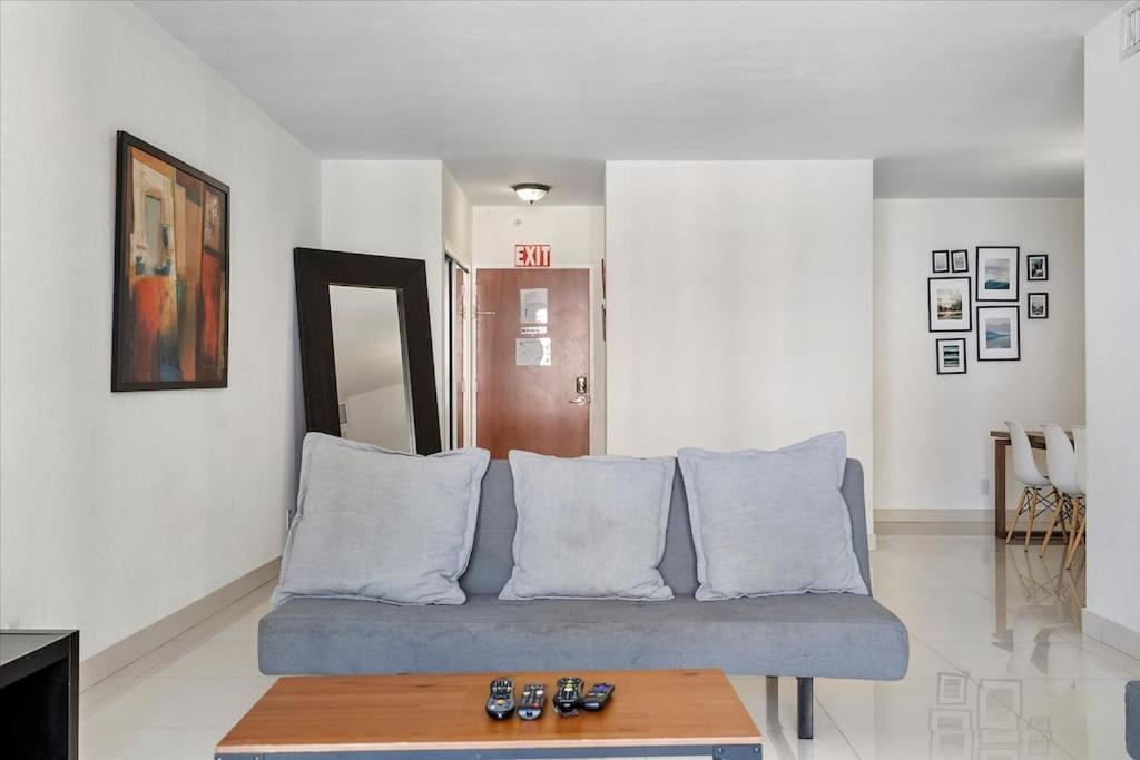 Beachfront 2 Bedroom At Tides Hollywood 8Th Floor Εξωτερικό φωτογραφία