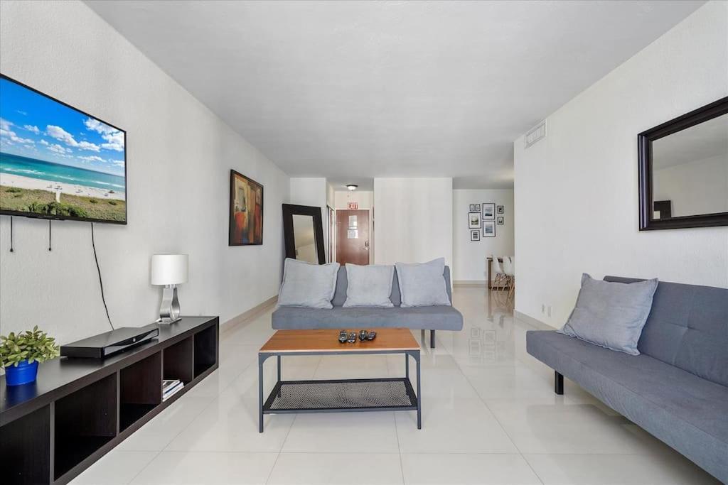 Beachfront 2 Bedroom At Tides Hollywood 8Th Floor Εξωτερικό φωτογραφία